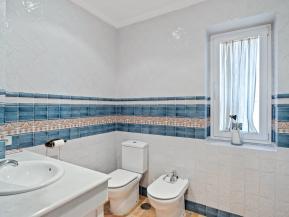 R4708984