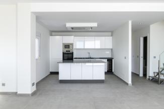 R3890707
