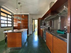 751031