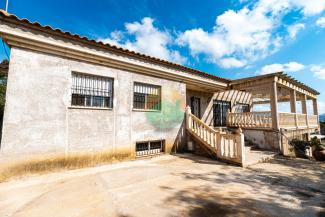4 Bedroom Finca For sale - Leiva