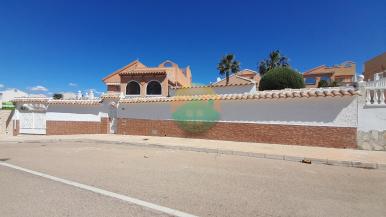 2 Bedroom Detached For sale
