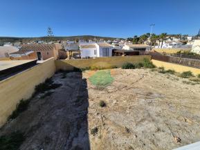 2 Bedroom Detached For Sale