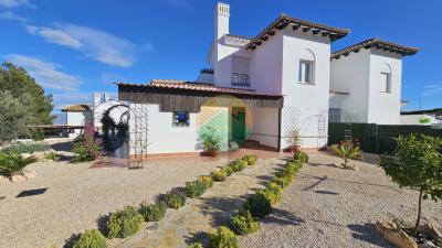 3 Bedroom Semi-Detached For Sale | PAL11