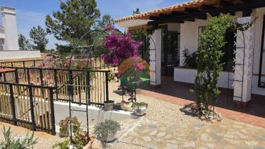 3 Bedroom Semi-Detached For Sale