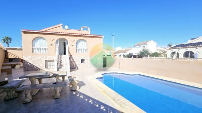 5 Bedroom Detached For Sale | ROC446