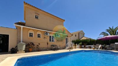 3 Bedroom Detached For Sale | NED647i