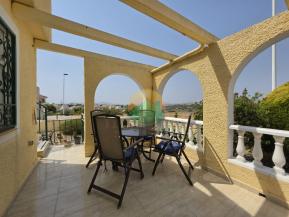 2 Bedroom Detached For sale