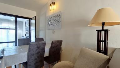 158.000 Euros