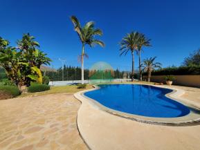 5 Bedroom Detached Villa For Sale