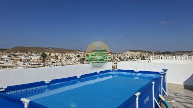 2 Bedroom Terraced For Sale