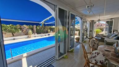 3 Bedroom Detached For Sale
