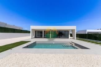 3 Bedroom Detached For Sale