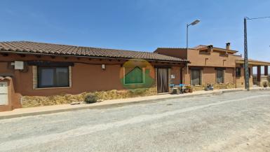 4 Bedroom Property For Sale