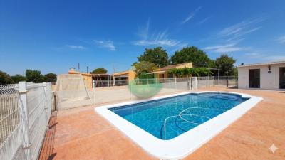 2 Bedroom House For Sale | TOT21