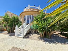 3 Bedroom Detached For Sale