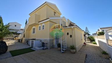 3 Bedroom Detached For Sale