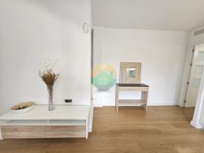 2 Bedroom Apartments For Sale