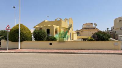 2 Bedroom Detached For sale | ROB452
