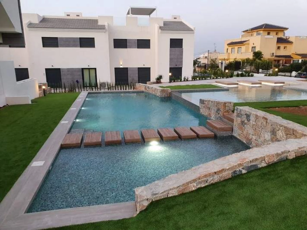 30405NB194 | 30405NB194