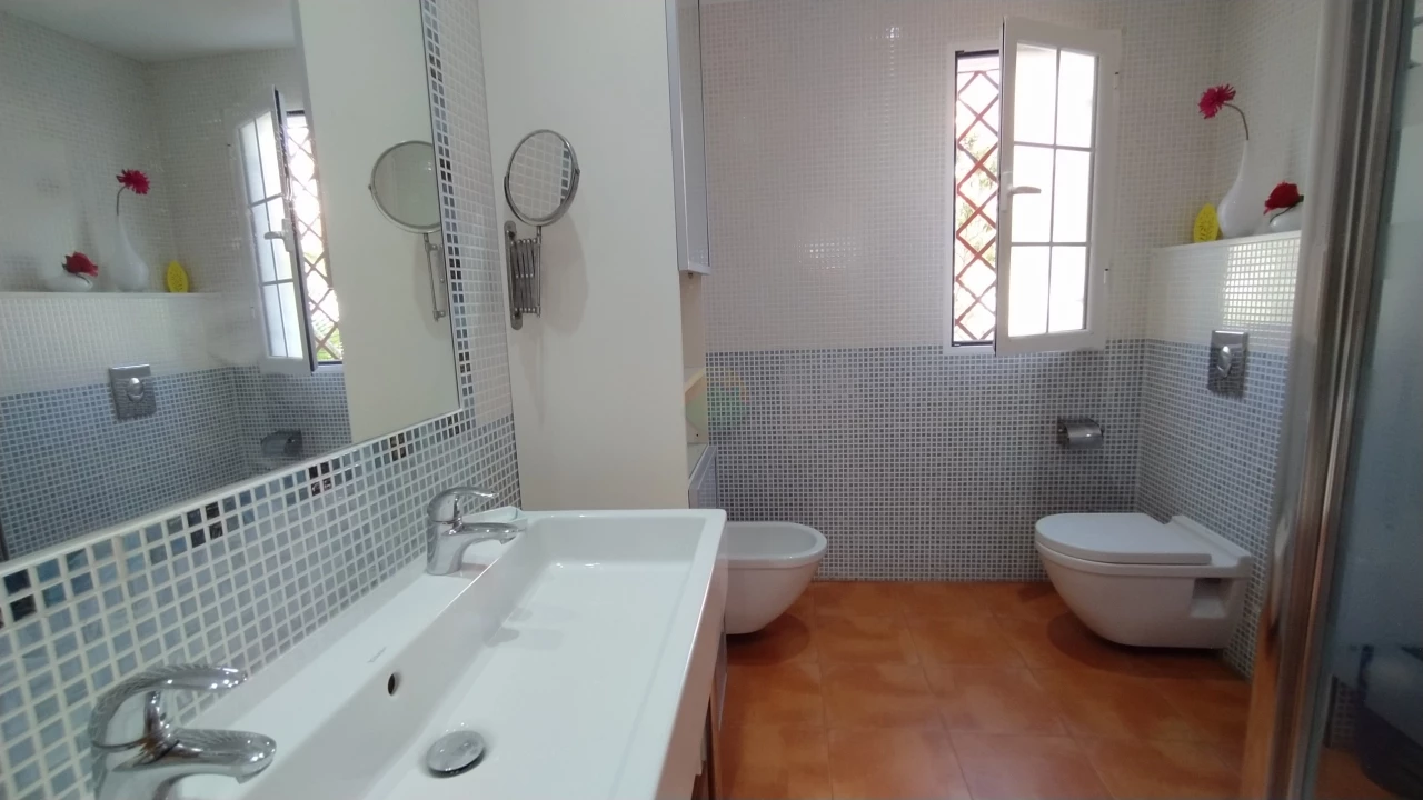 7 bedroom Detached villa For sale | CALA01