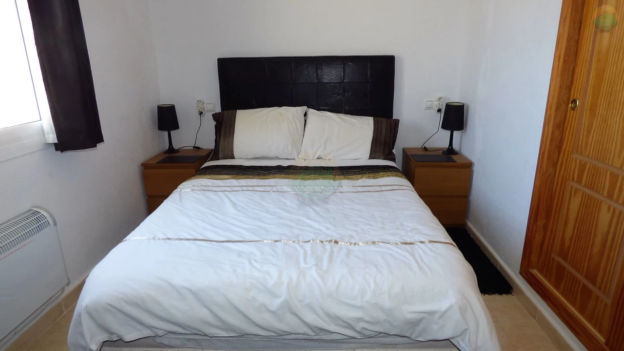 2 Bedroom Terraced For Sale | CLAC332