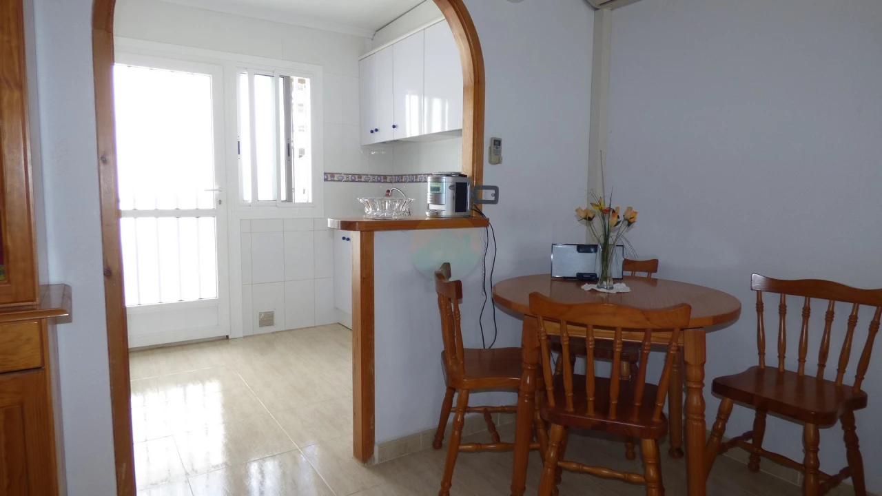 2 bedroom Terraced For sale | CLAC342
