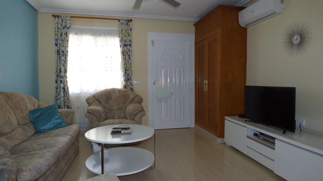 2 bedroom Terraced For sale | CLAD336
