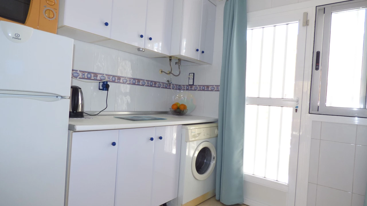 2 bedroom Terraced For sale | CLAD336