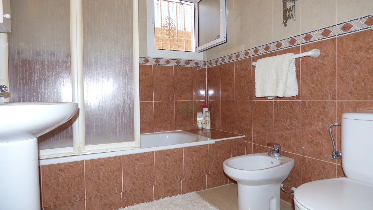 2 bedroom Terraced For sale | CLAD336