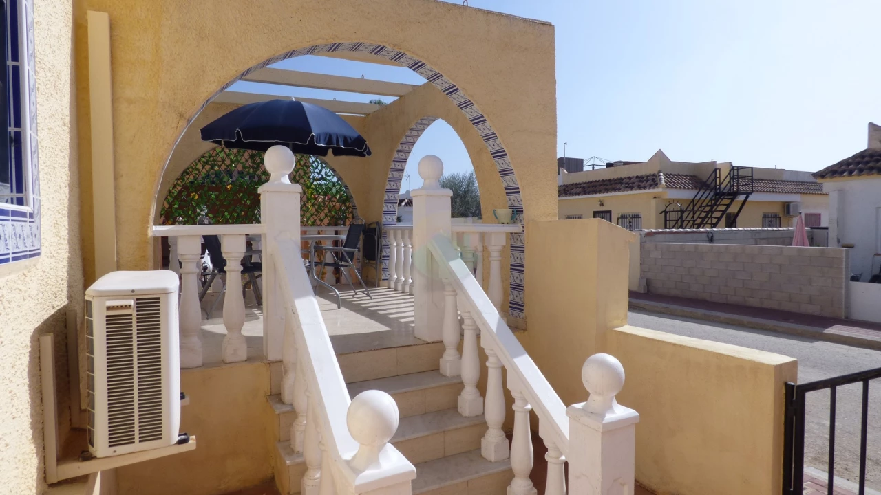 2 bedroom Terraced For sale | CLAD356