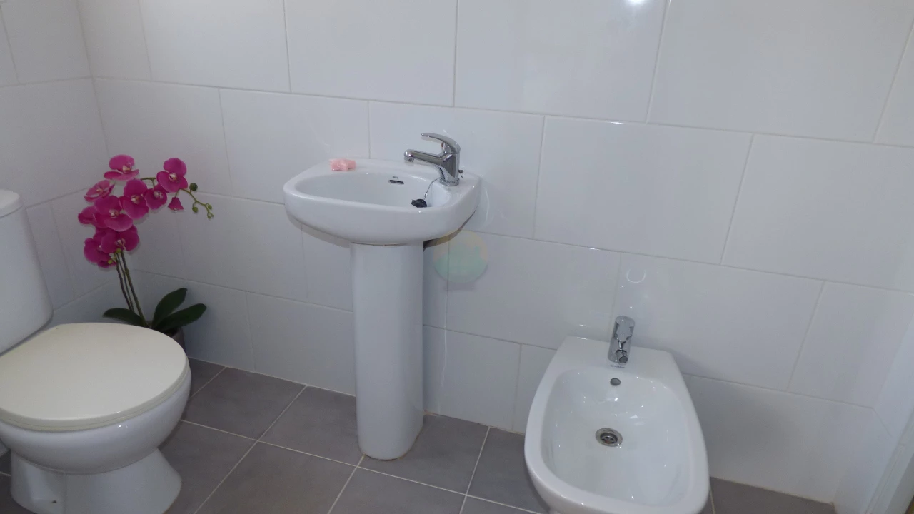 2 Bedroom Detached For Sale | FOA318