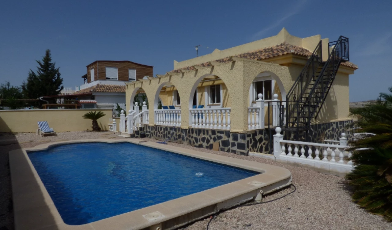 3 Bedroom Detached For Sale | FOC296