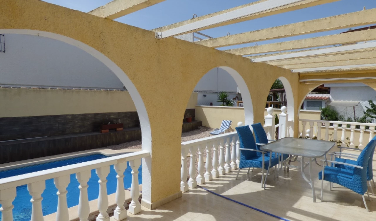 3 Bedroom Detached For Sale | FOC296