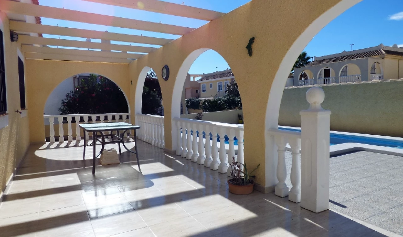 2 Bedroom Detached For Sale | FOD259