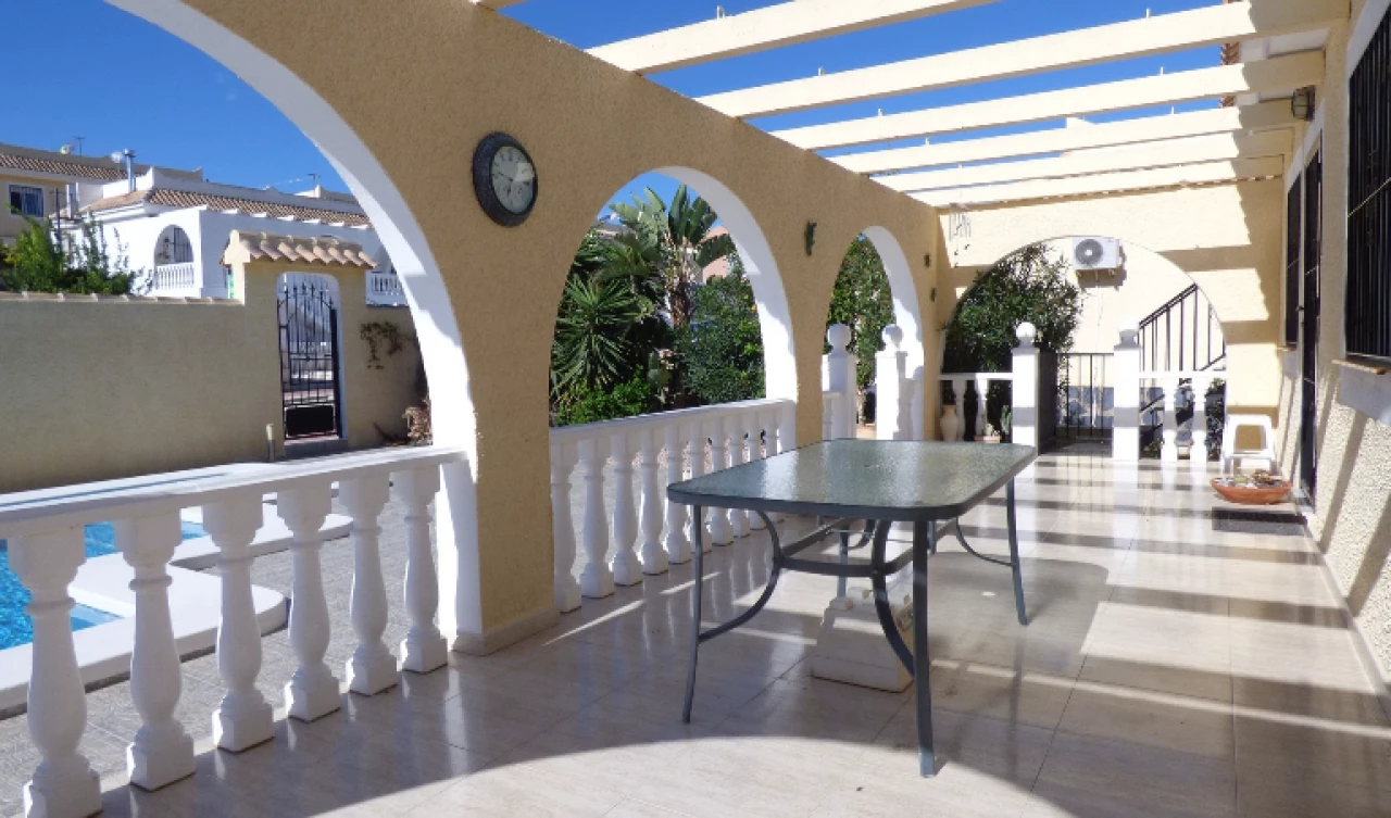 2 Bedroom Detached For Sale | FOD259