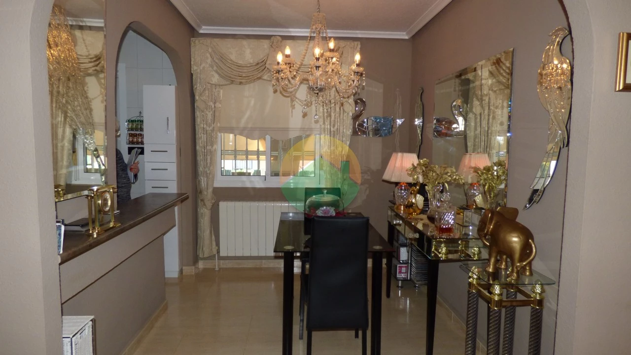 3 Bedroom Detached For Sale | FOD294