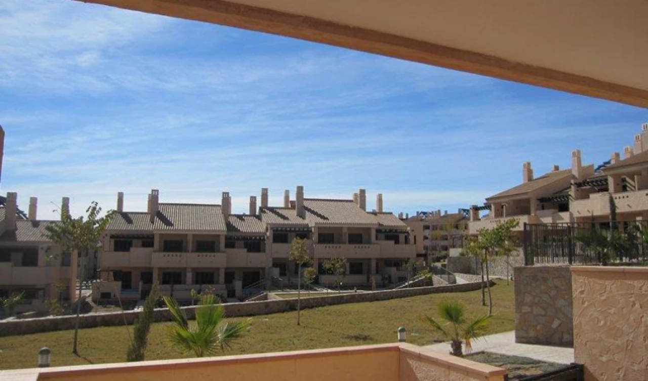 2 Bedroom Apartment For Sale | HDAElOasis
