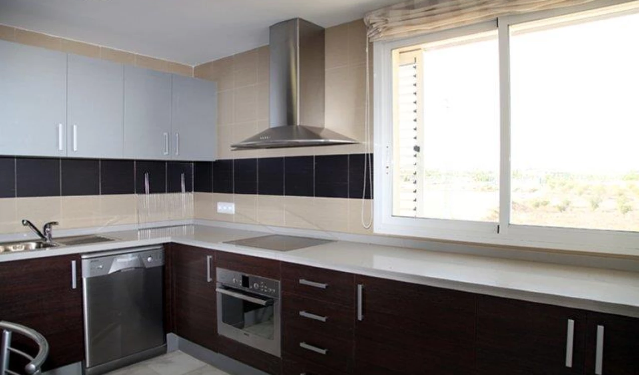 2 Bedroom Apartment For Sale | HDALosOlivos