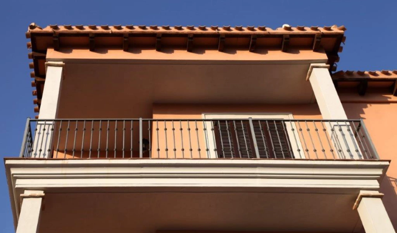 2 Bedroom Apartment For Sale | HDAPuebloEspanol