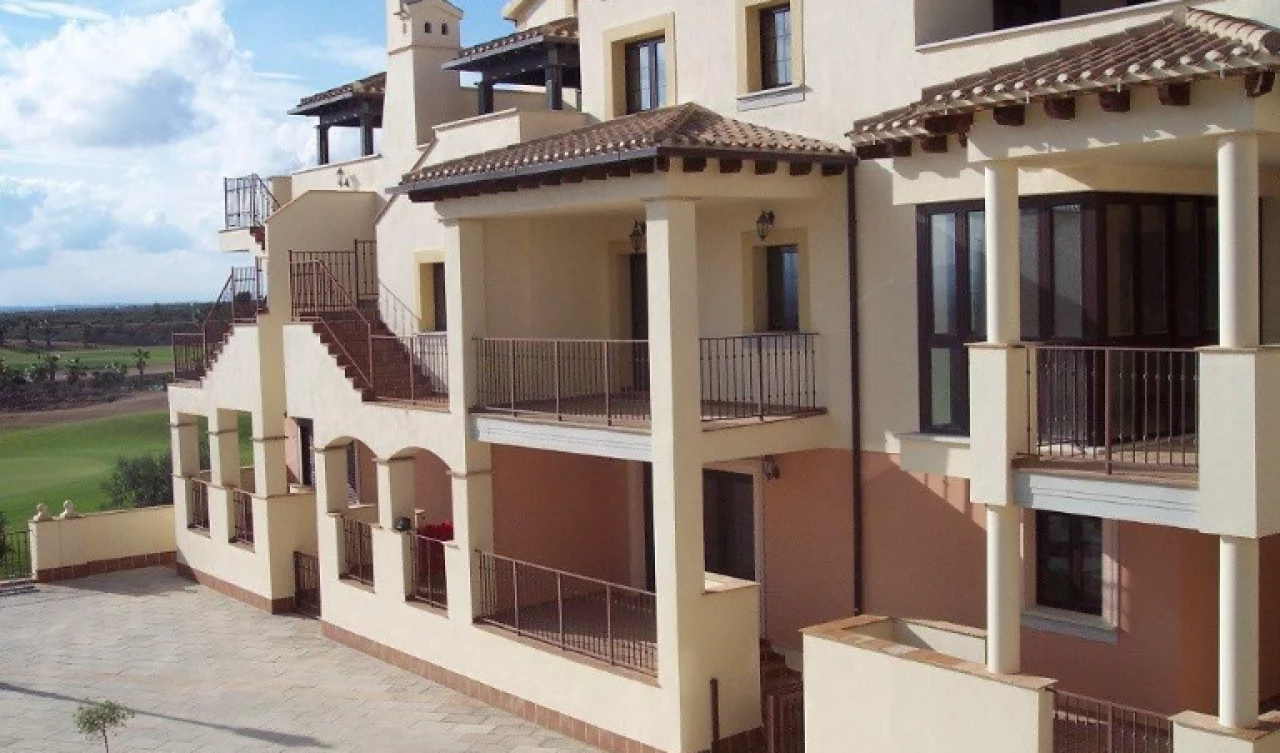 2 Bedroom Apartment For Sale | HDAPuebloEspanol