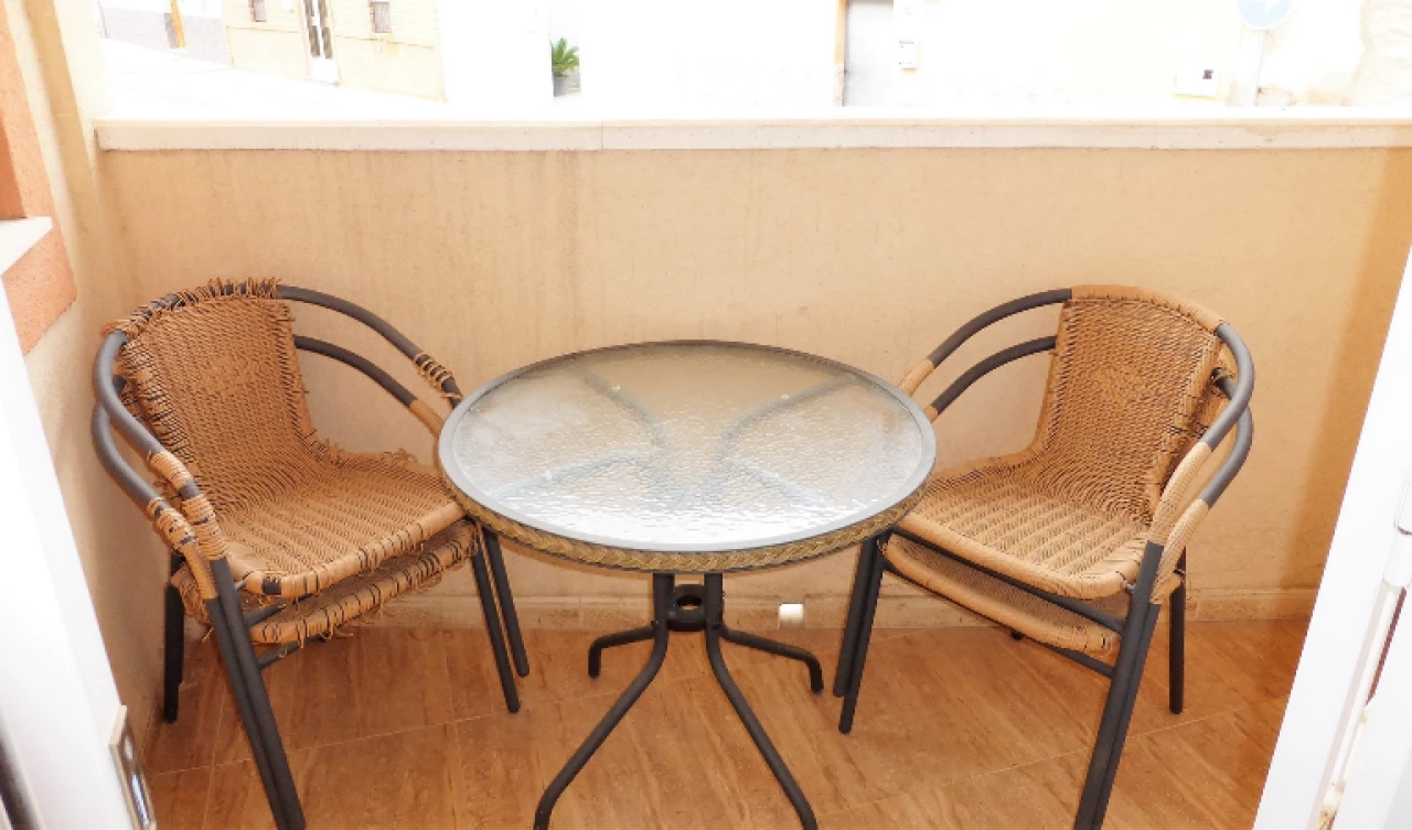 2 Bedroom Apartment For Sale | MAZ04