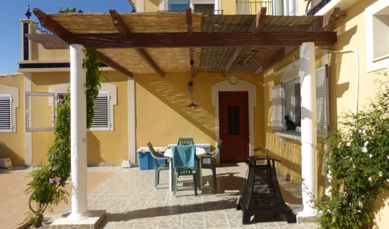 7 Bedroom 2 Bathroom Chalet Property For Sale | MCC82