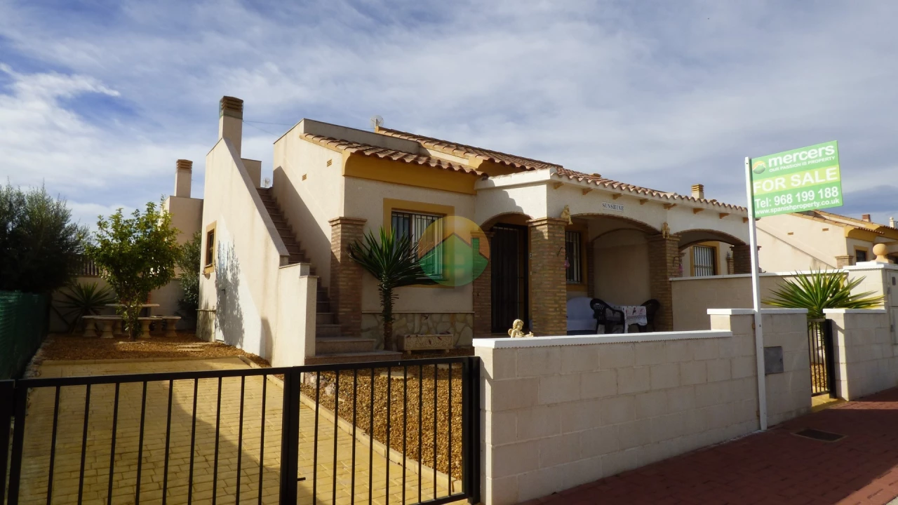 2 Bedroom Semi-Detached villa For sale | MON16
