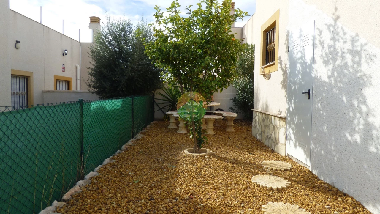 2 Bedroom Semi-Detached villa For sale | MON16