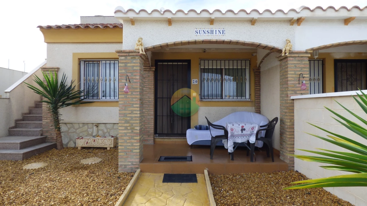 2 Bedroom Semi-Detached villa For sale | MON16
