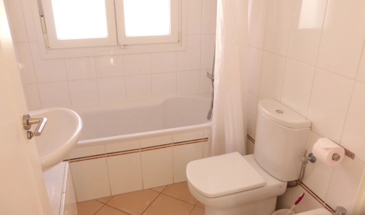 2 Bedroom Apartment For Sale | MOSTR07
