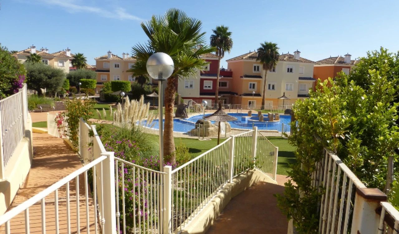 2 Bedroom Apartment For Sale | MOSTR07