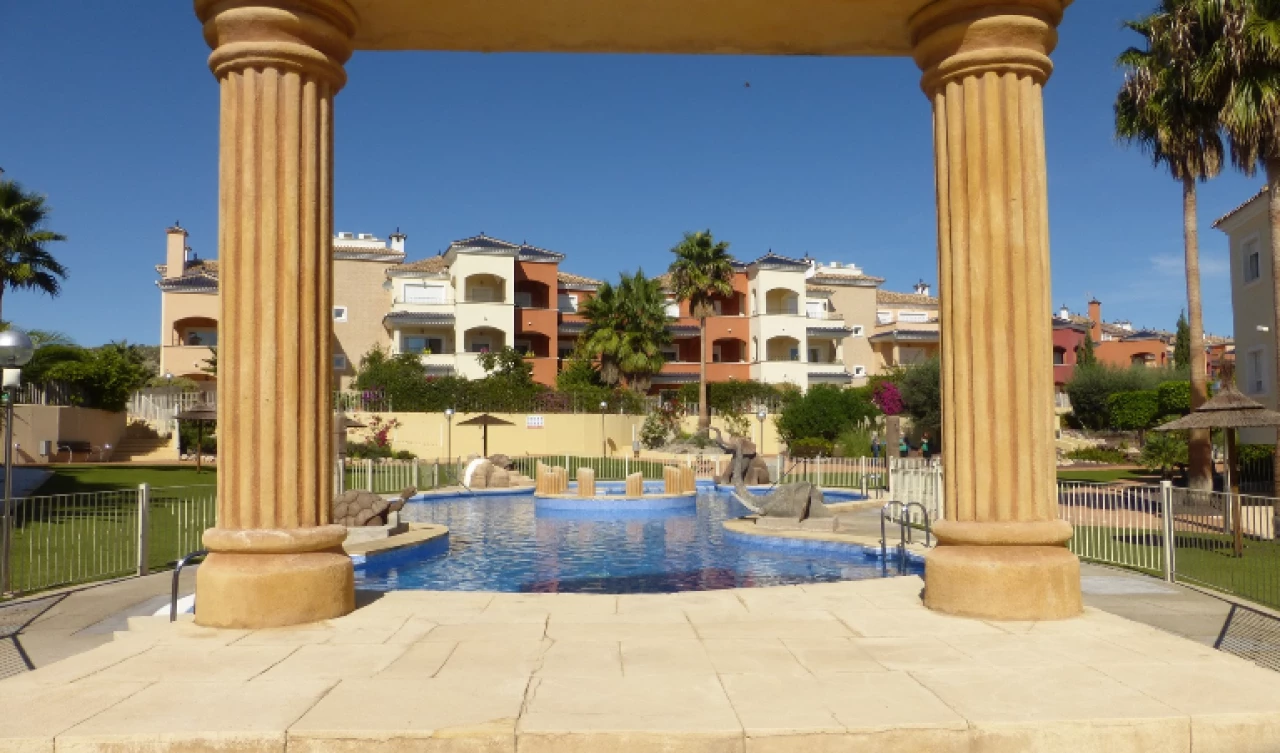 2 Bedroom Apartment For Sale | MOSTR07