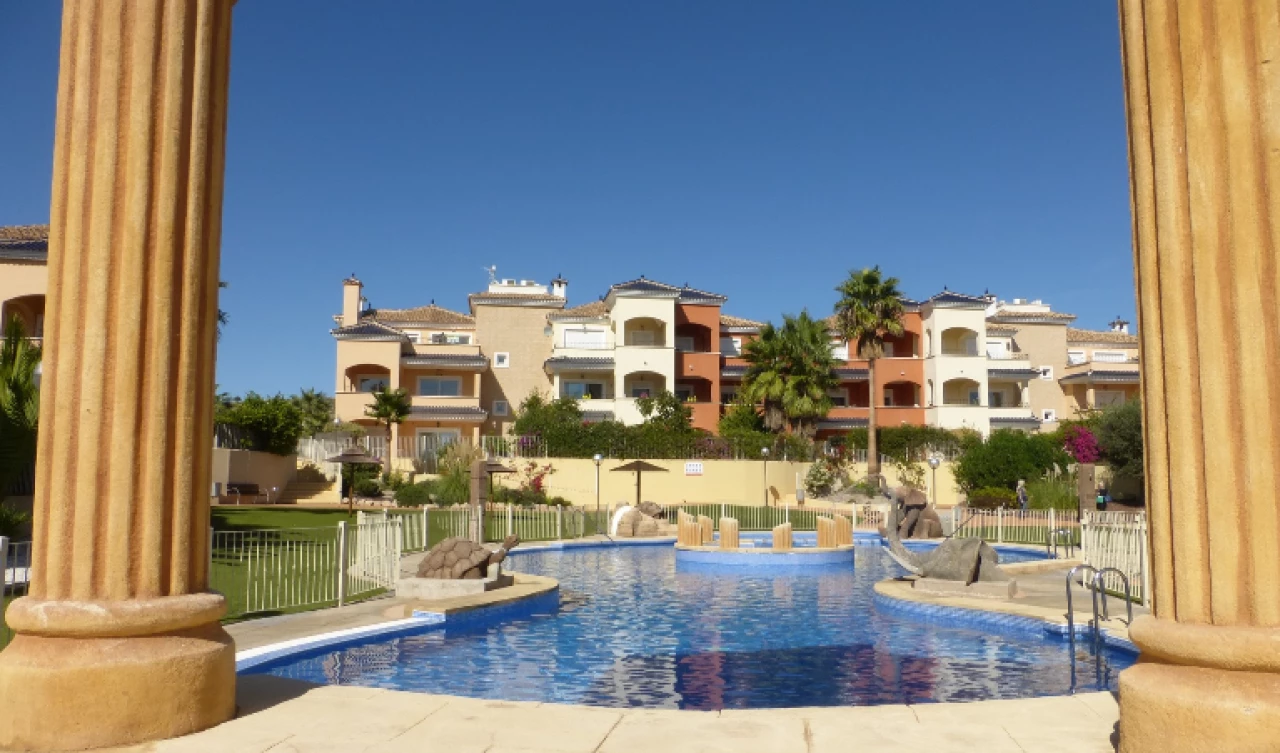 2 Bedroom Apartment For Sale | MOSTR07
