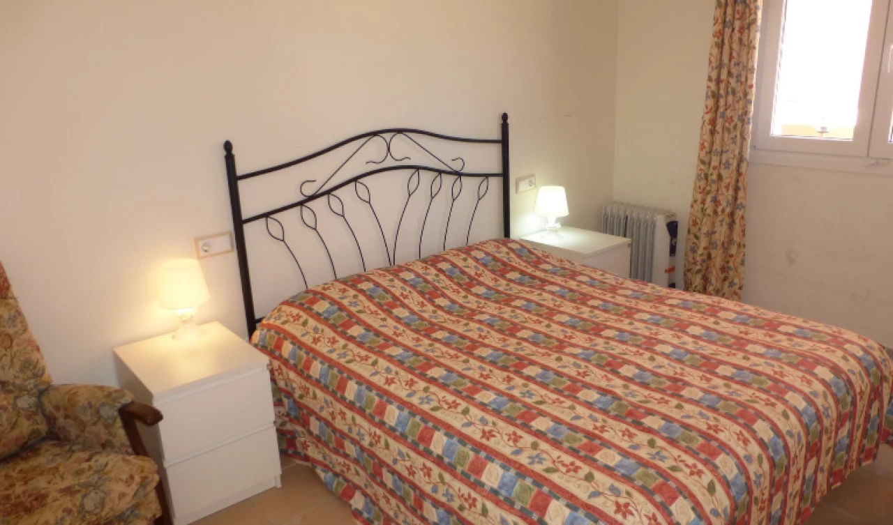 2 Bedroom Apartment For Sale | MOSTR07